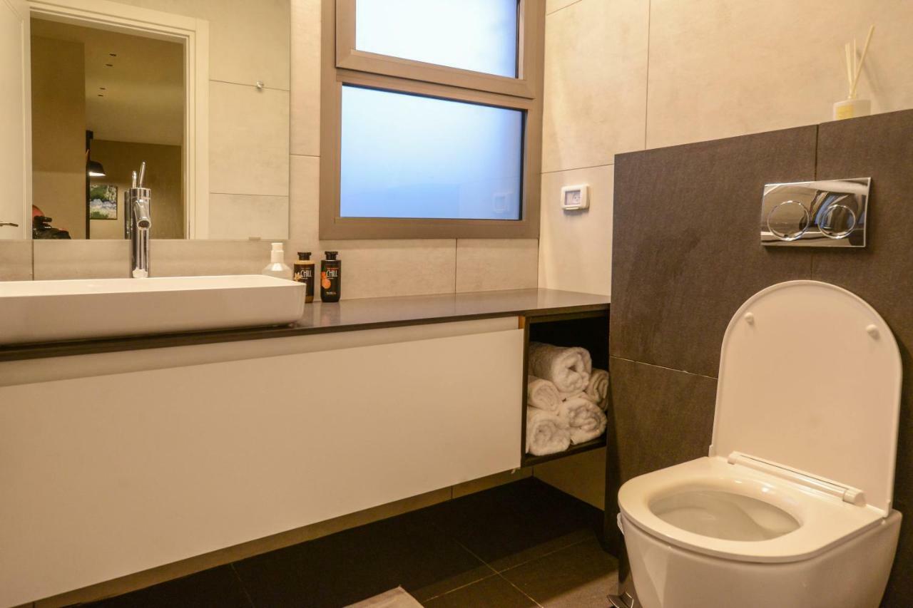 Luxury Suites By Notaly Ariel Haïfa Extérieur photo