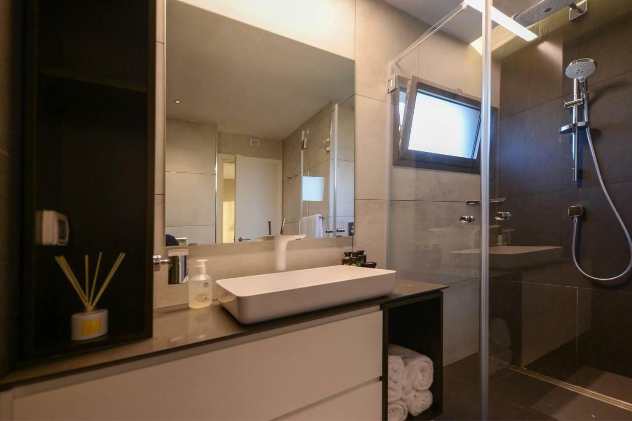 Luxury Suites By Notaly Ariel Haïfa Extérieur photo